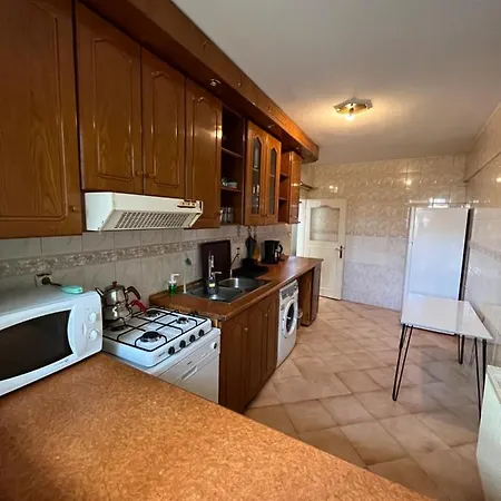 Sisli Trump Air-conditioned Apartment Istanbul