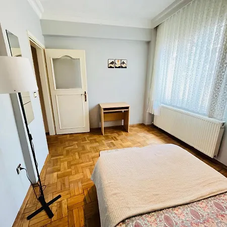 Sisli Trump Air-conditioned