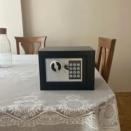 Sisli Trump Air-conditioned Apartment Istanbul
