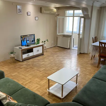 Sisli Trump Air-conditioned Apartment *